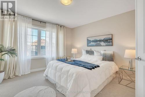 206 Cubitt Street, Clearview, ON - Indoor Photo Showing Bedroom