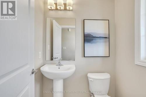 206 Cubitt Street, Clearview, ON - Indoor Photo Showing Bathroom