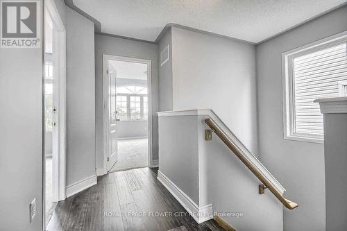 3362 Mikalda Road, Burlington, ON - Indoor Photo Showing Other Room