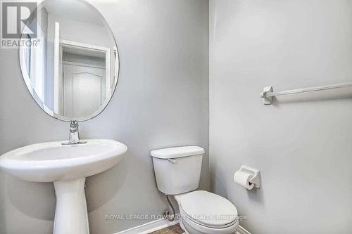 3362 Mikalda Road, Burlington, ON - Indoor Photo Showing Bathroom