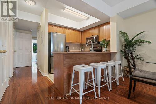 2066 - 3047 Finch Avenue W, Toronto, ON - Indoor Photo Showing Kitchen