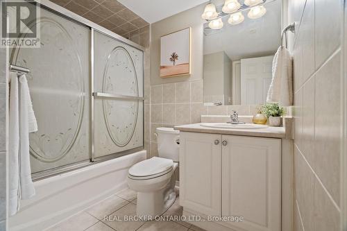 2066 - 3047 Finch Avenue W, Toronto, ON - Indoor Photo Showing Bathroom