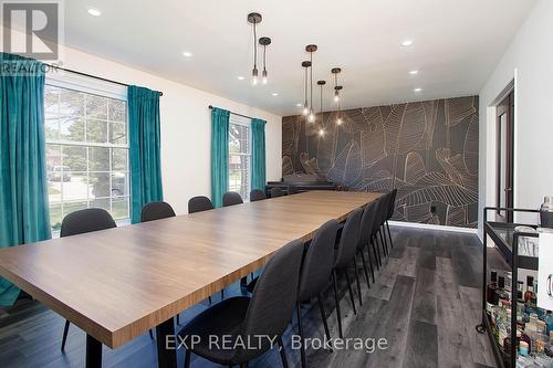 25 Demeyere Avenue, Tillsonburg, ON - Indoor Photo Showing Dining Room