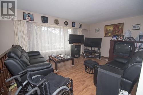 2138 Clarke Avenue, Merritt, BC - Indoor Photo Showing Living Room