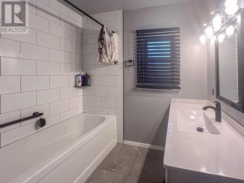 2138 Clarke Avenue, Merritt, BC - Indoor Photo Showing Bathroom