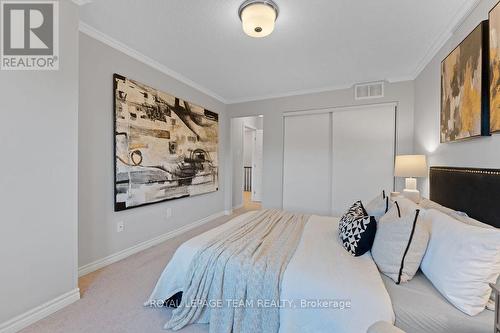 130 Grenadine Street, Ottawa, ON - Indoor Photo Showing Bedroom