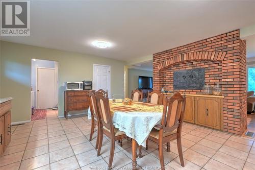 9630 Walker Road, Mcgregor, ON - Indoor Photo Showing Dining Room