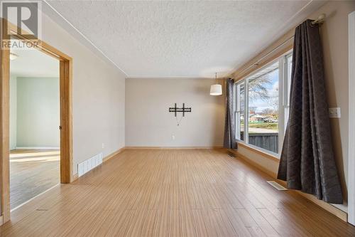 1069 Connaught Crescent, Sarnia, ON - Indoor Photo Showing Other Room