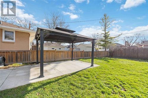 1069 Connaught Crescent, Sarnia, ON - Outdoor