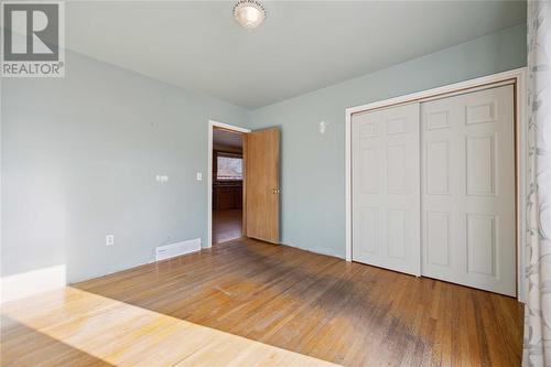 1069 Connaught Crescent, Sarnia, ON - Indoor Photo Showing Other Room