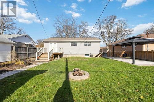 1069 Connaught Crescent, Sarnia, ON - Outdoor