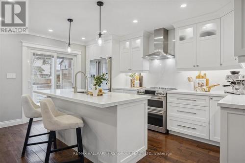 821 Red Maple Court, Whitby, ON - Indoor Photo Showing Kitchen With Upgraded Kitchen