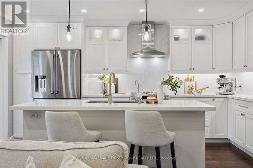 821 Red Maple Court, Whitby, ON - Indoor Photo Showing Kitchen With Upgraded Kitchen