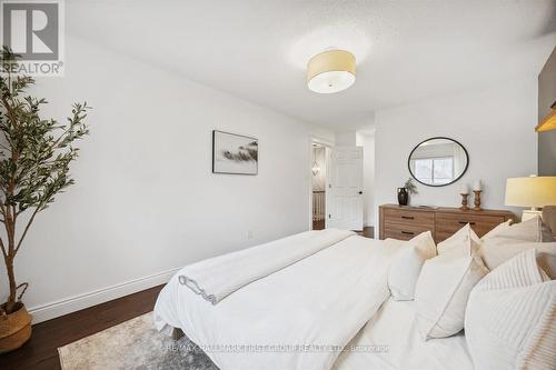 821 Red Maple Court, Whitby, ON - Indoor Photo Showing Bedroom