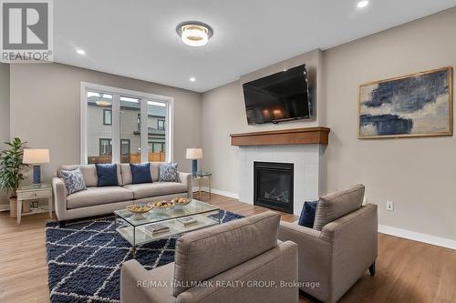 804 Sendero Way, Ottawa, ON - Indoor Photo Showing Living Room With Fireplace