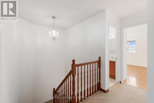 2112 Gardenway Drive, Ottawa, ON - Indoor Photo Showing Other Room