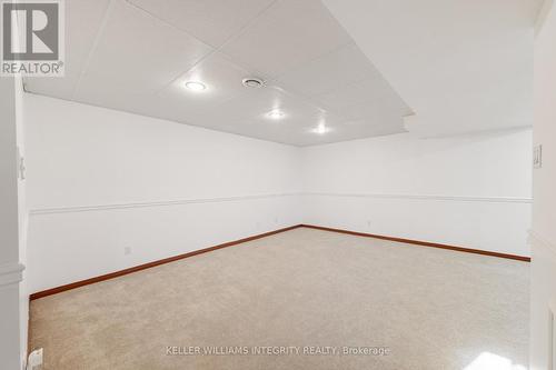 2112 Gardenway Drive, Ottawa, ON - Indoor Photo Showing Other Room