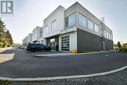 202 - 65 DENZIL DOYLE COURT  Ottawa, ON K2M 2G8