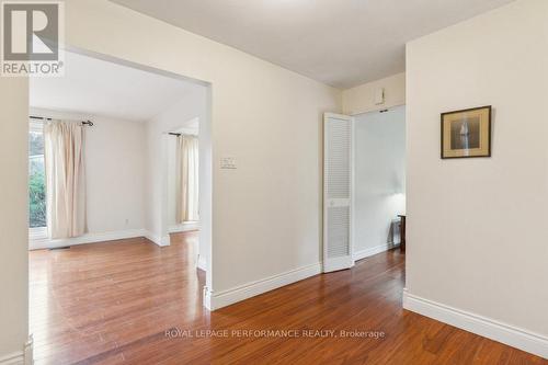 1932 Marquis Avenue, Ottawa, ON - Indoor Photo Showing Other Room