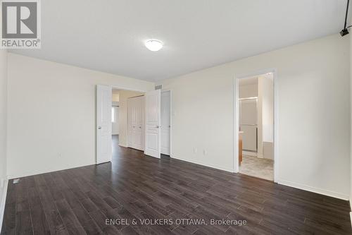 835 Percifor Way, Ottawa, ON - Indoor Photo Showing Other Room