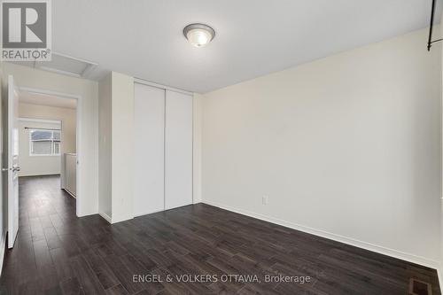 835 Percifor Way, Ottawa, ON - Indoor Photo Showing Other Room