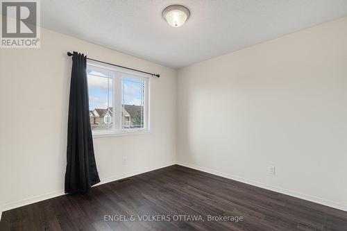 835 Percifor Way, Ottawa, ON - Indoor Photo Showing Other Room