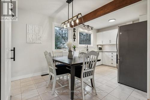 972 Harkness Avenue, Ottawa, ON - Indoor Photo Showing Dining Room