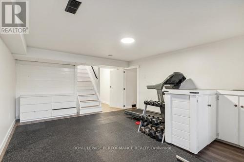 972 Harkness Avenue, Ottawa, ON - Indoor Photo Showing Other Room