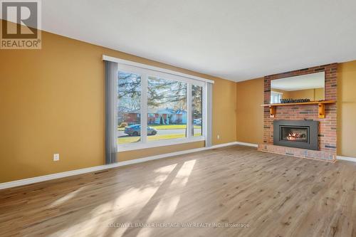 7 Gale Street, Lanark, ON - Indoor Photo Showing Living Room With Fireplace