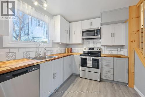 7 Gale Street, Lanark, ON - Indoor Photo Showing Kitchen