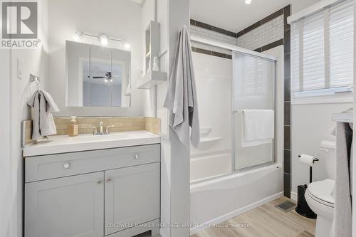 7 Gale Street, Lanark, ON - Indoor Photo Showing Bathroom