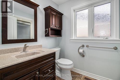 15 Wintonia Drive, North Dundas, ON - Indoor Photo Showing Bathroom