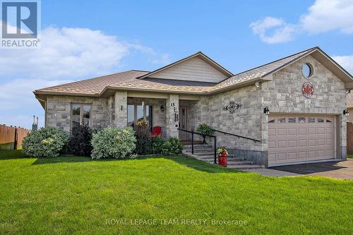 15 Wintonia Drive, North Dundas, ON - Outdoor