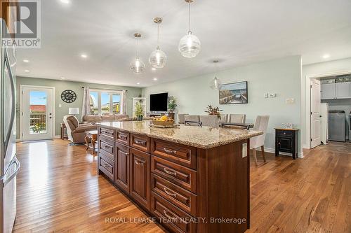 15 Wintonia Drive, North Dundas, ON - Indoor Photo Showing Kitchen With Upgraded Kitchen