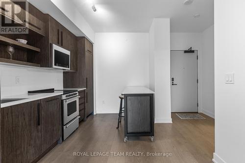 409 - 560 Rideau Street, Ottawa, ON - Indoor Photo Showing Kitchen