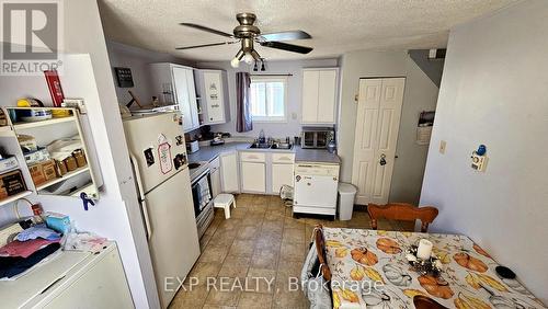 150-152 Regent Street, Prescott And Russell, ON - Indoor Photo Showing Kitchen With Double Sink