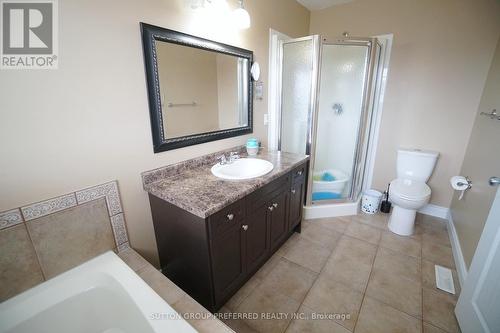 599 Garibaldi Avenue, London, ON - Indoor Photo Showing Bathroom