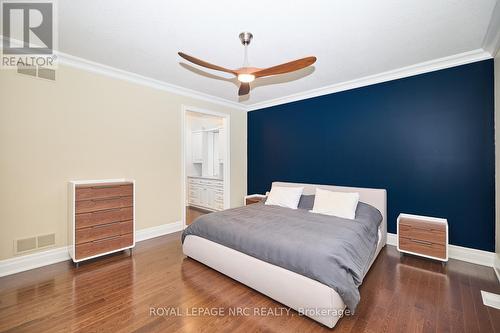 8 Timmsdale Crescent, Pelham (662 - Fonthill), ON - Indoor Photo Showing Bedroom