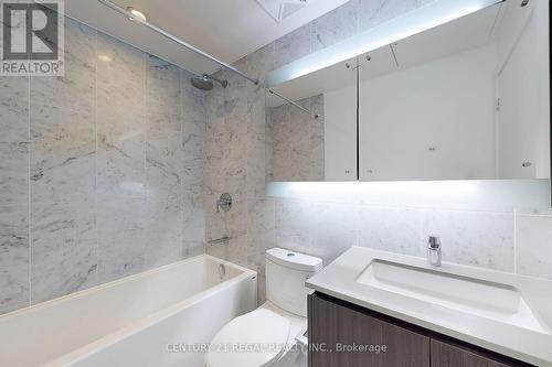 Ph02 - 115 Mcmahon Drive, Toronto, ON - Indoor Photo Showing Bathroom