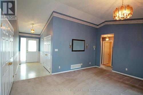 4 Algonquin Trail, Clarington, ON - Indoor Photo Showing Other Room