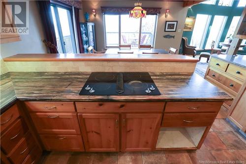 2174 Sandy Point Road, Saint John, NB - Indoor Photo Showing Kitchen