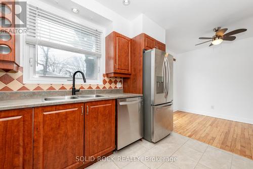 904 Smyth Road, Ottawa, ON - Indoor Photo Showing Kitchen With Double Sink