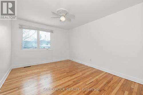 904 Smyth Road, Ottawa, ON - Indoor Photo Showing Other Room