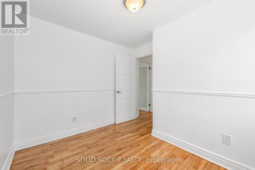 904 Smyth Road, Ottawa, ON - Indoor Photo Showing Other Room