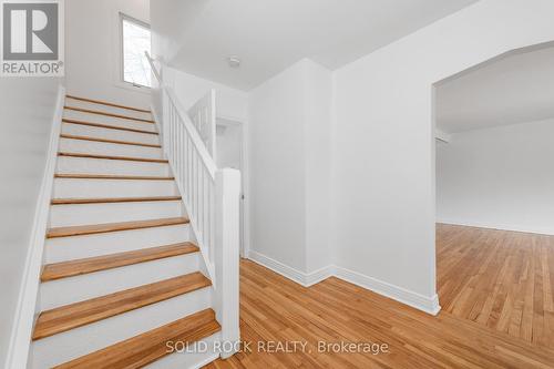 904 Smyth Road, Ottawa, ON - Indoor Photo Showing Other Room