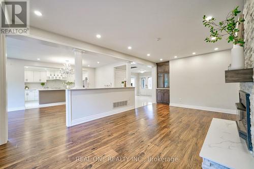 1175 Old Abbey Lane, Oakville, ON - Indoor