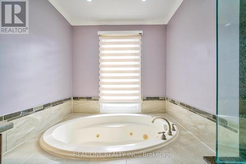 1175 Old Abbey Lane, Oakville, ON - Indoor Photo Showing Bathroom