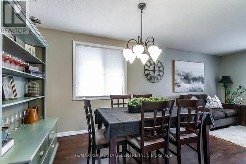 34 Milton Heights Crescent, Milton, ON - Indoor Photo Showing Dining Room