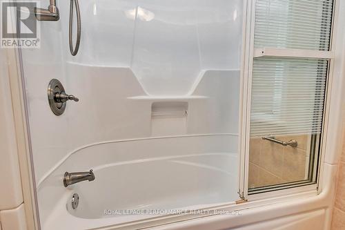 64 Starwood Road, Ottawa, ON - Indoor Photo Showing Bathroom