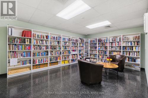 210 - 900 Dynes Road, Ottawa, ON - Indoor Photo Showing Office